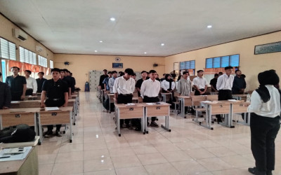 SMKN 2 Indramayu Jadi Tempat Pelaksanaan Tes Rekrutmen Alfamidi 2025